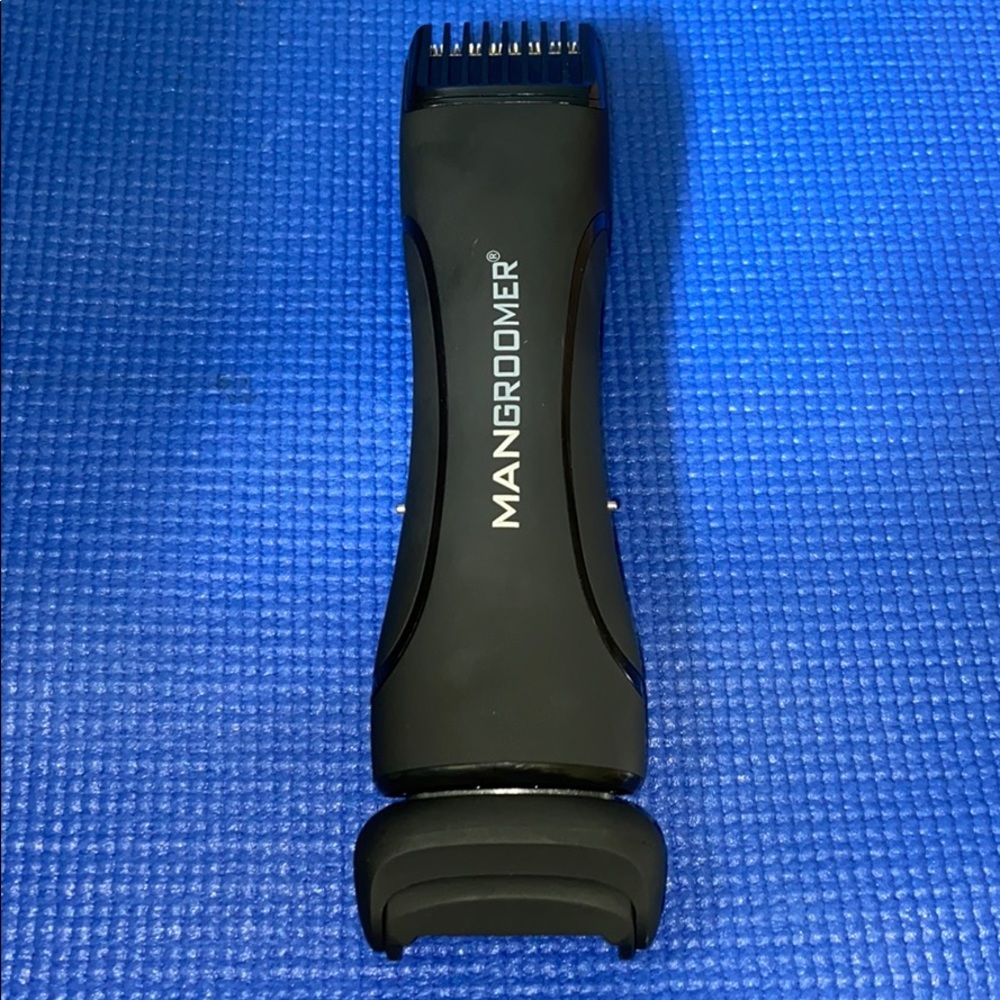 ManGroomer (Might not work, for parts? See pics)